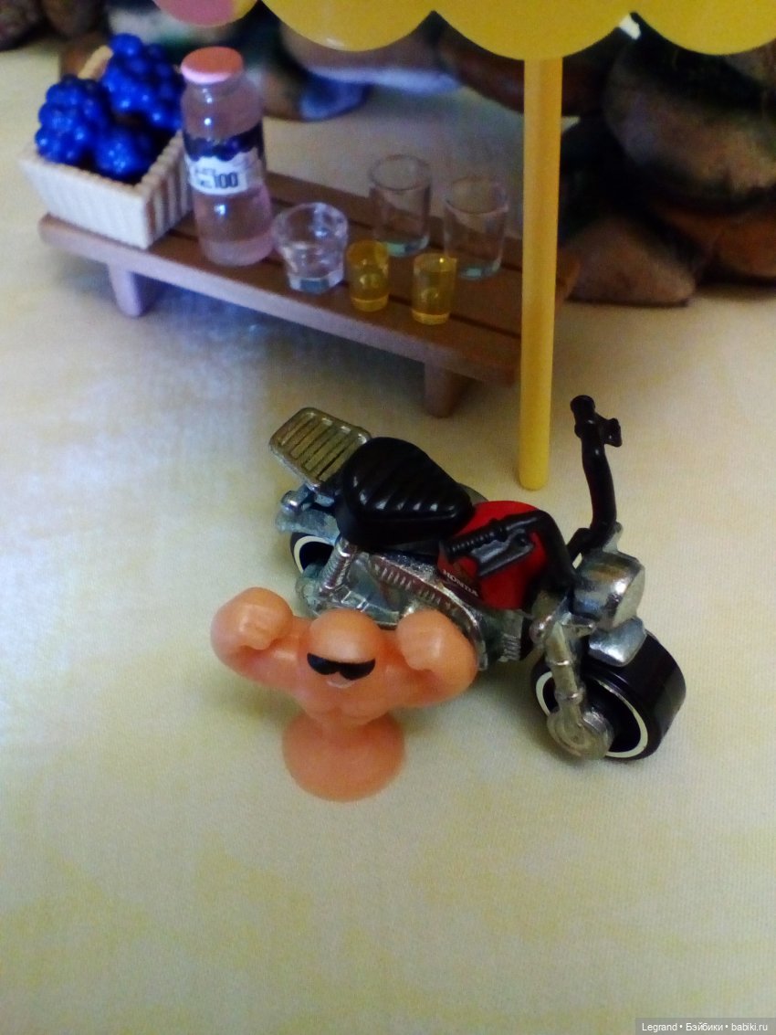 Сказки Соланж. Лесные друзья в Катаре. Пляж. Кактус: романтическое знакомство (фото 8)