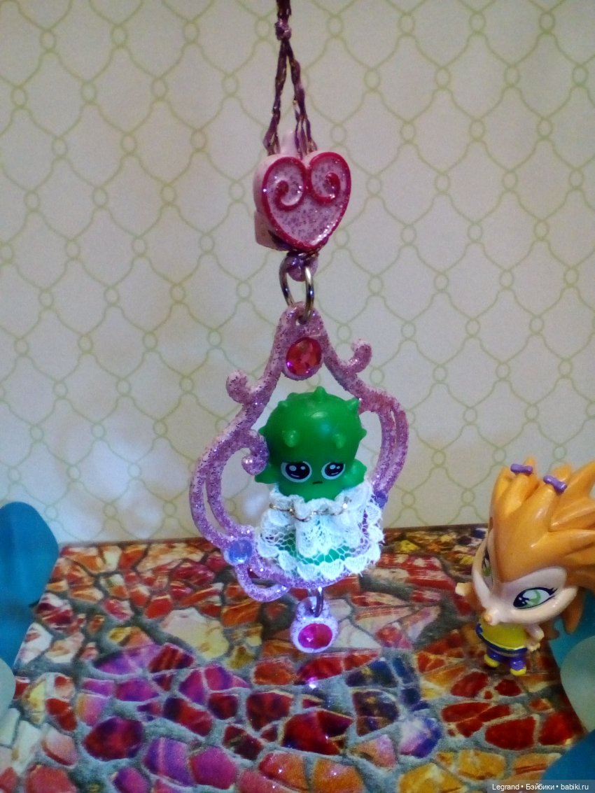 Кактус в юбочке, на качелях (фото 2)