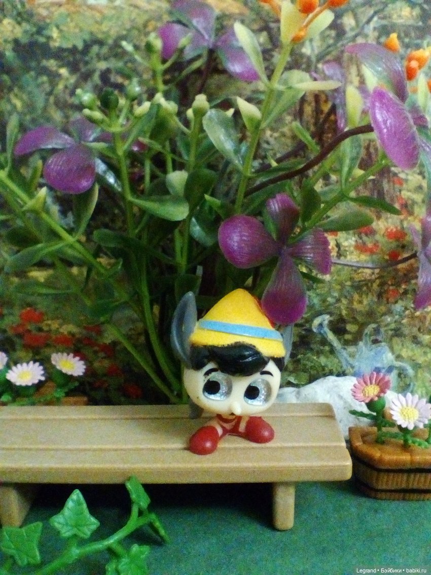 Глазастик в саду и Мавиль (фото 3)