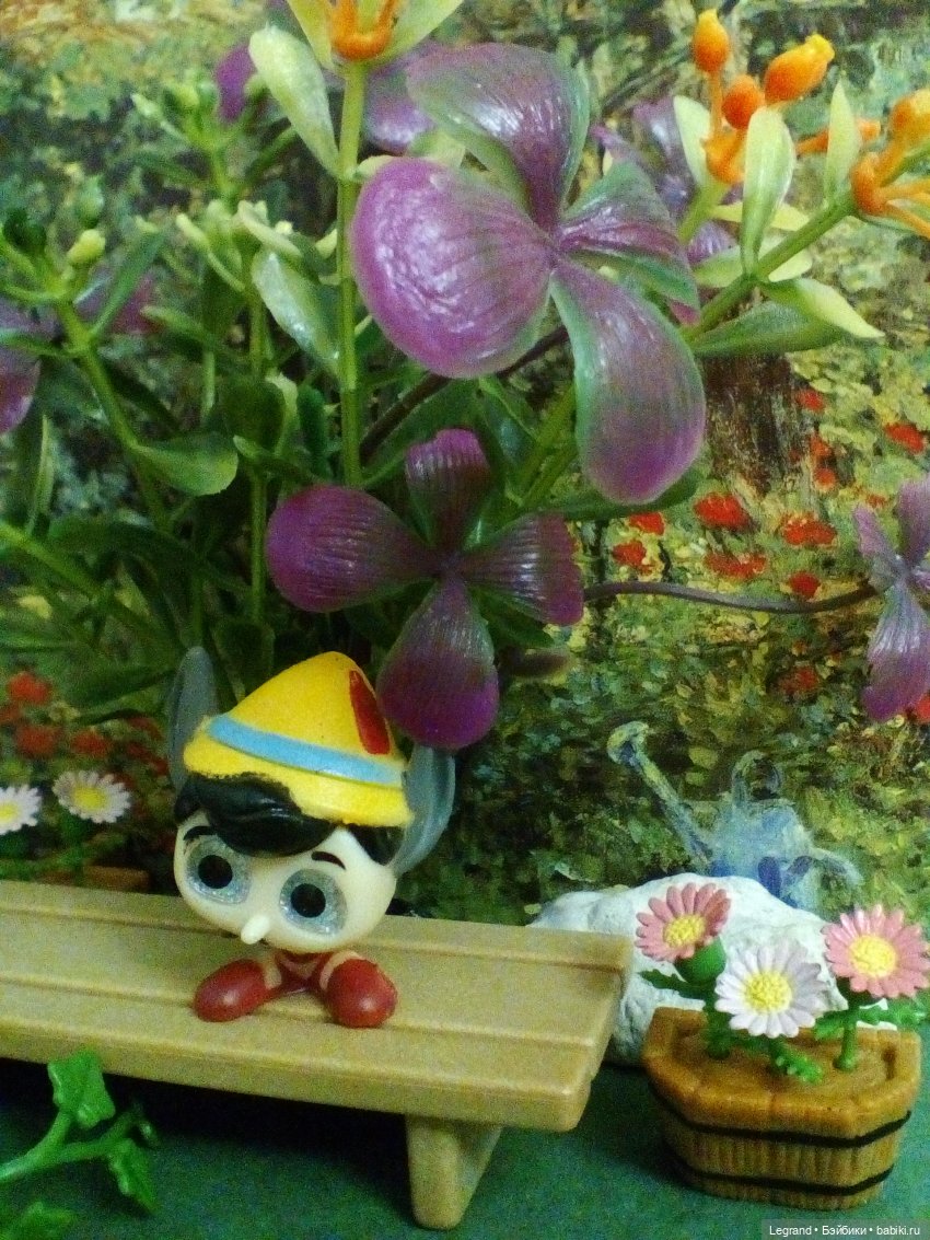 Глазастик в саду и Мавиль (фото 6)