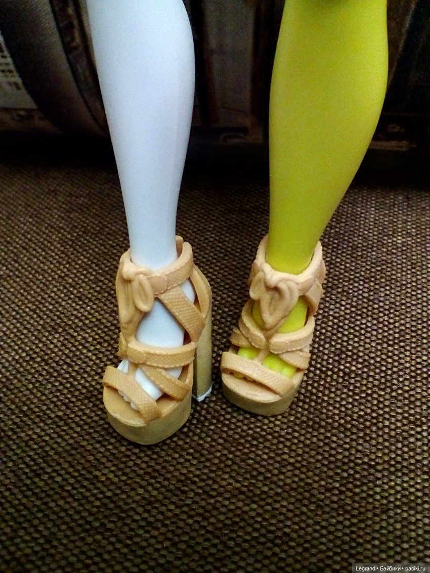 Эрмелин со скутером — Куклы Bratz (Братц) и Moxie Girlz: MGA