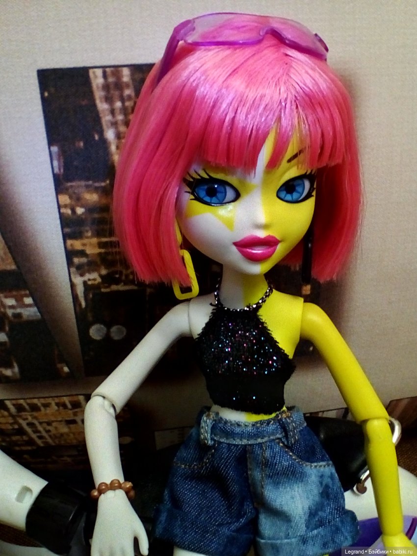 Эрмелин со скутером — Куклы Bratz (Братц) и Moxie Girlz: MGA (фото 9)