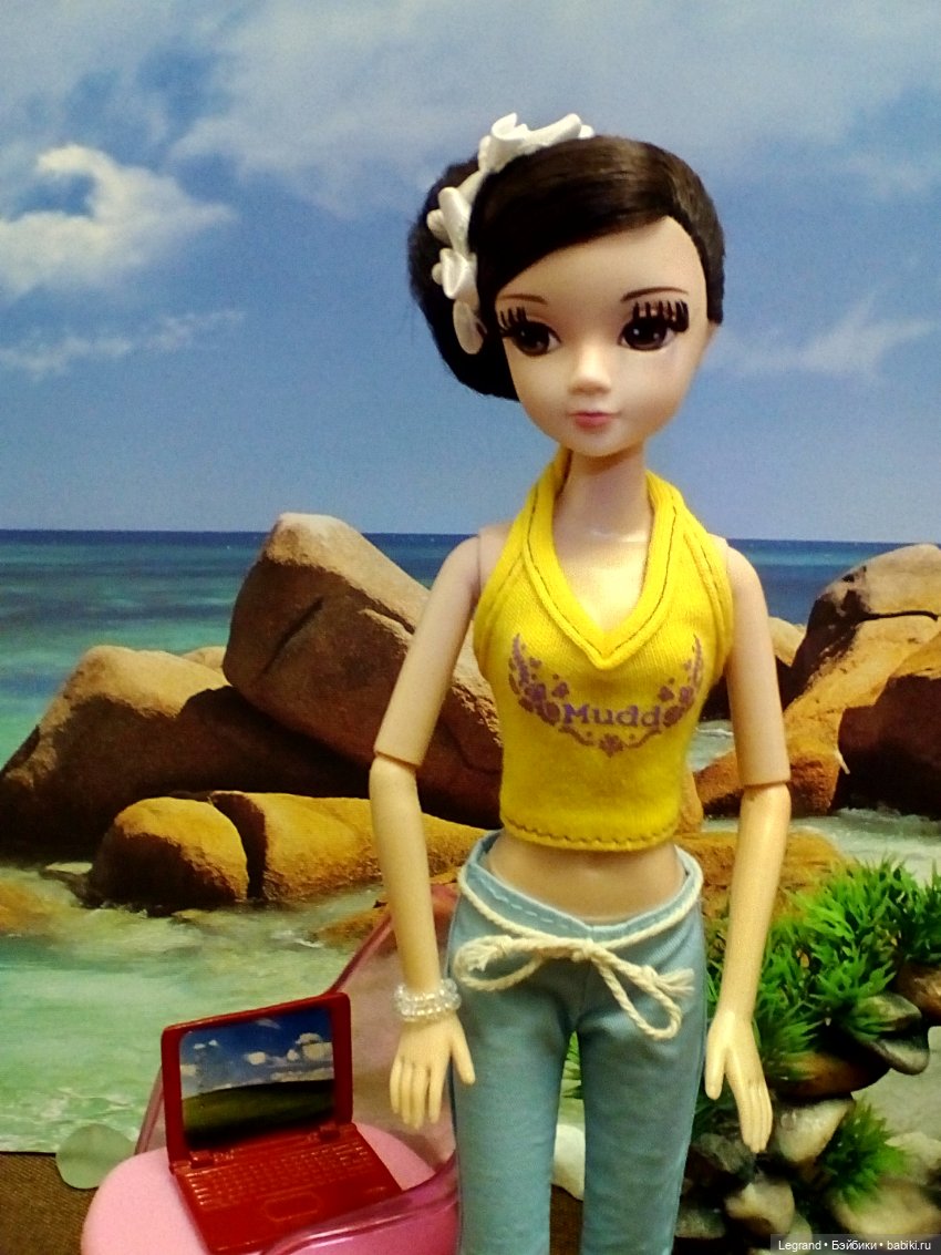 Эрмелин и Гюнеш на побережье