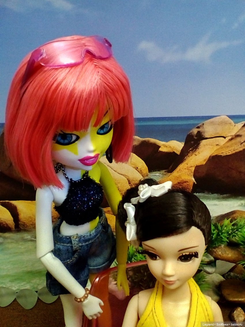 Эрмелин и Гюнеш на побережье