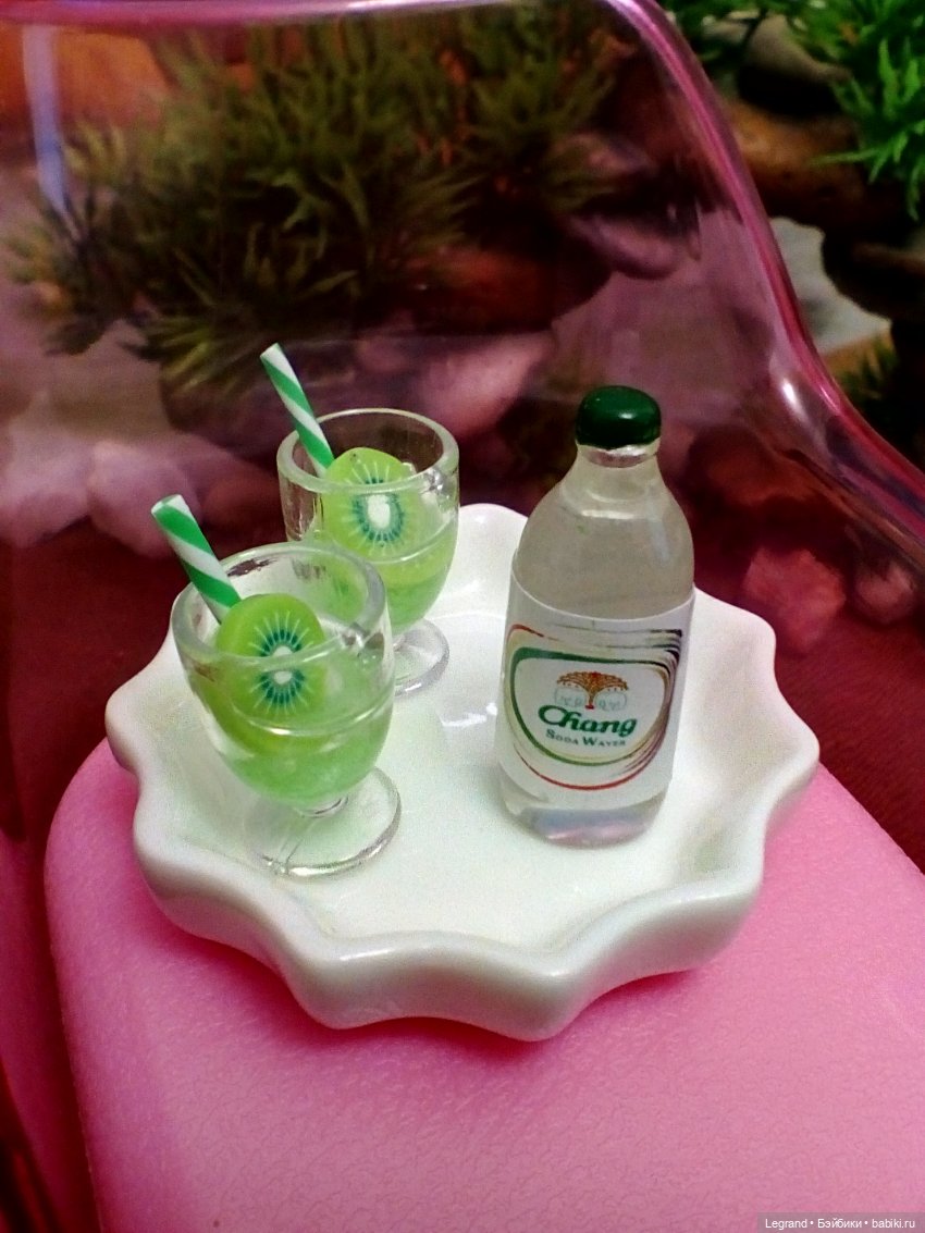 Эрмелин и Гюнеш на побережье