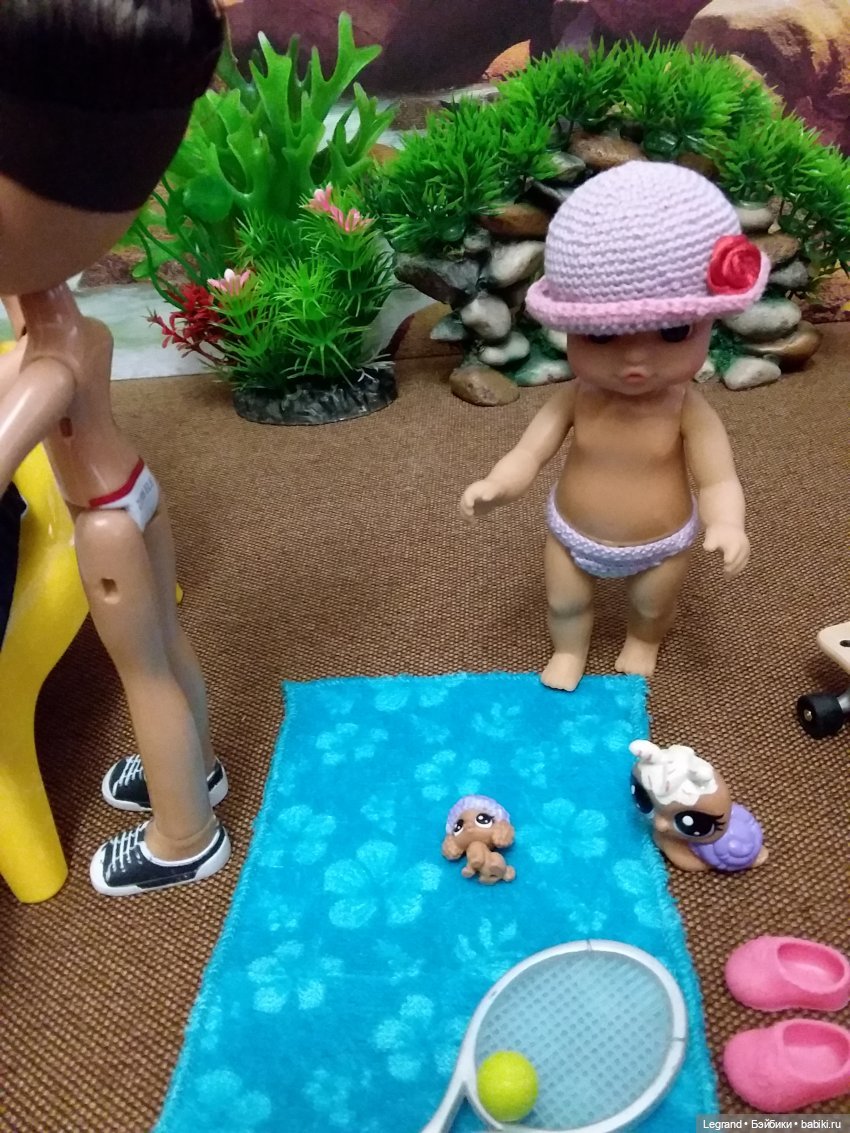 О куколках-подростках Defa Lucy. Девочки в купальниках