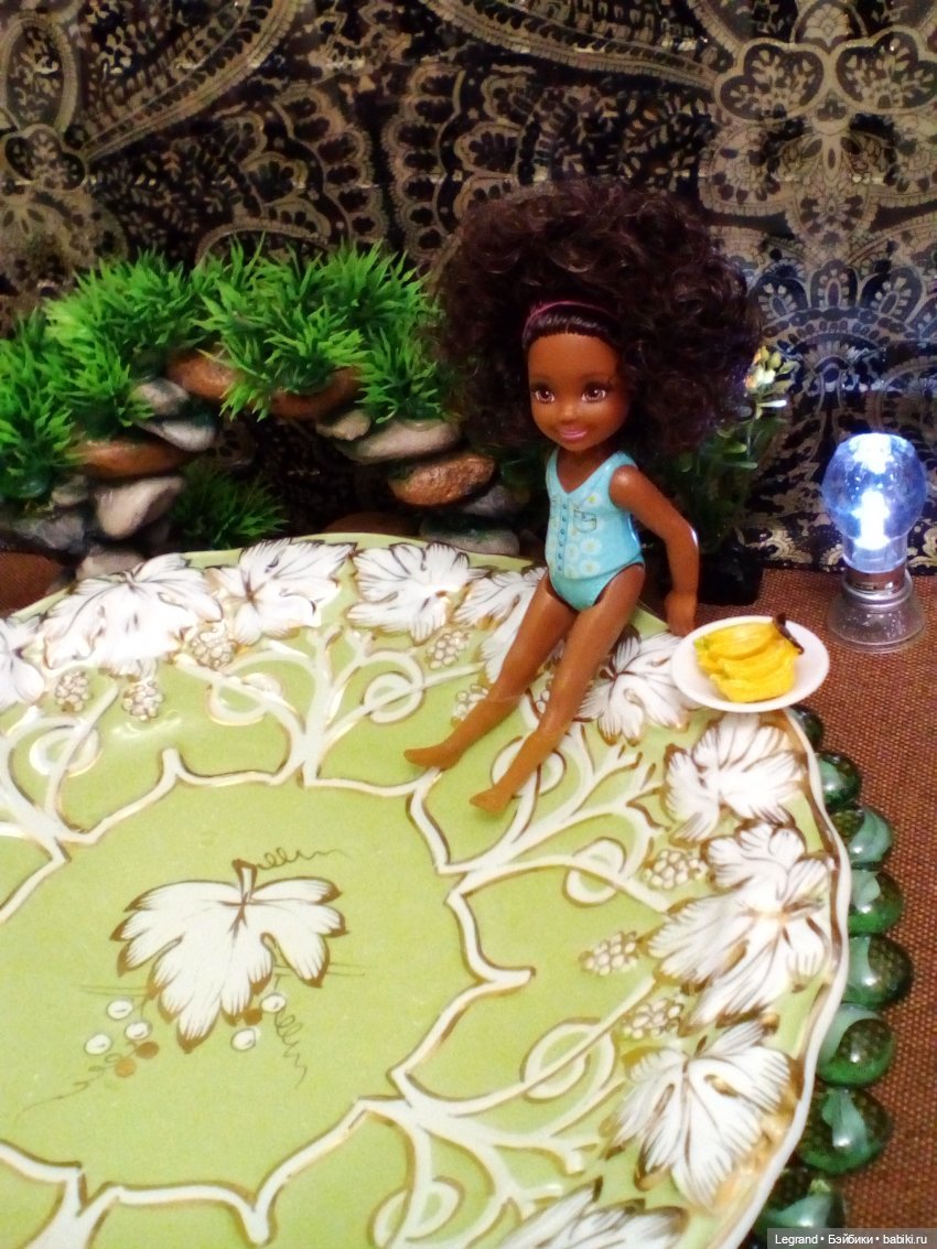 О куколках-подростках Defa Lucy. Девочки в купальниках