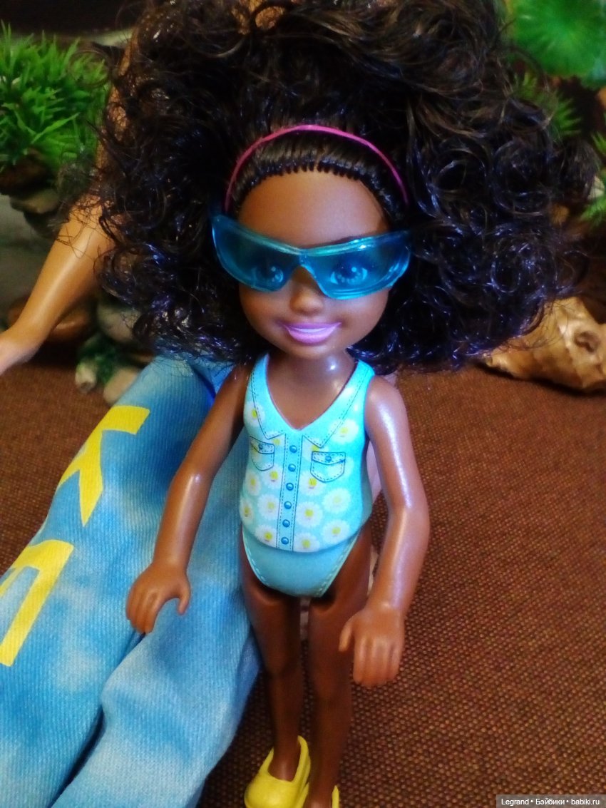 О куколках-подростках Defa Lucy. Девочки в купальниках (фото 4)