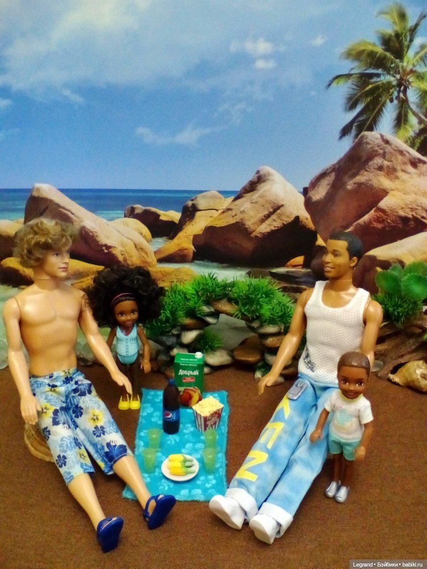 О куколках-подростках Defa Lucy. Девочки в купальниках (фото 2)