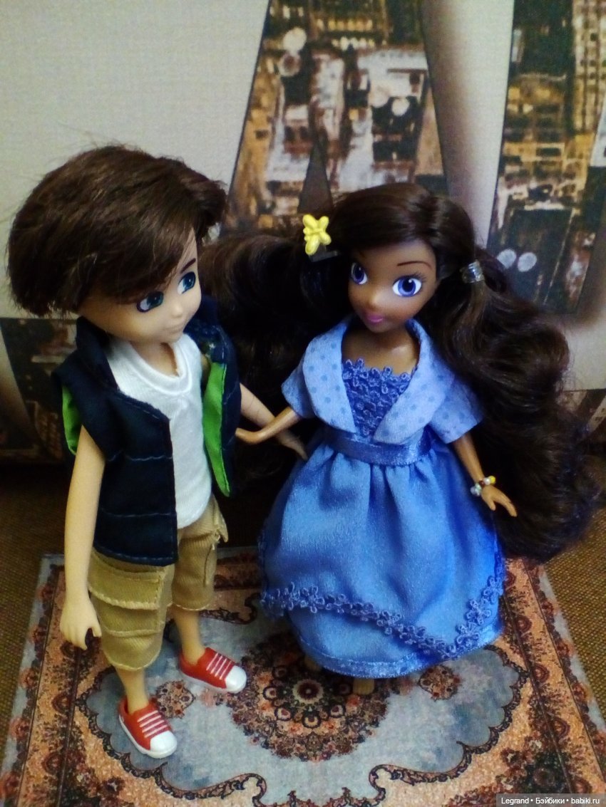 Темнокожие девушки Лурении