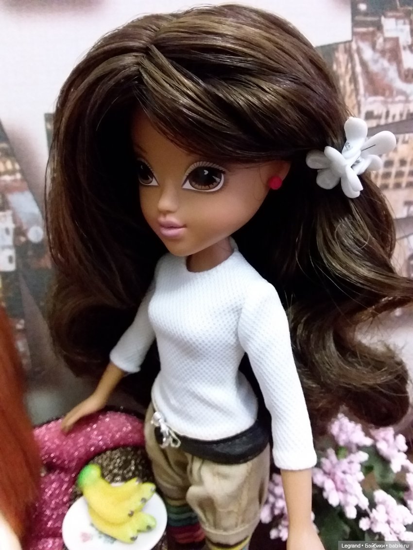 Темнокожие девушки Лурении