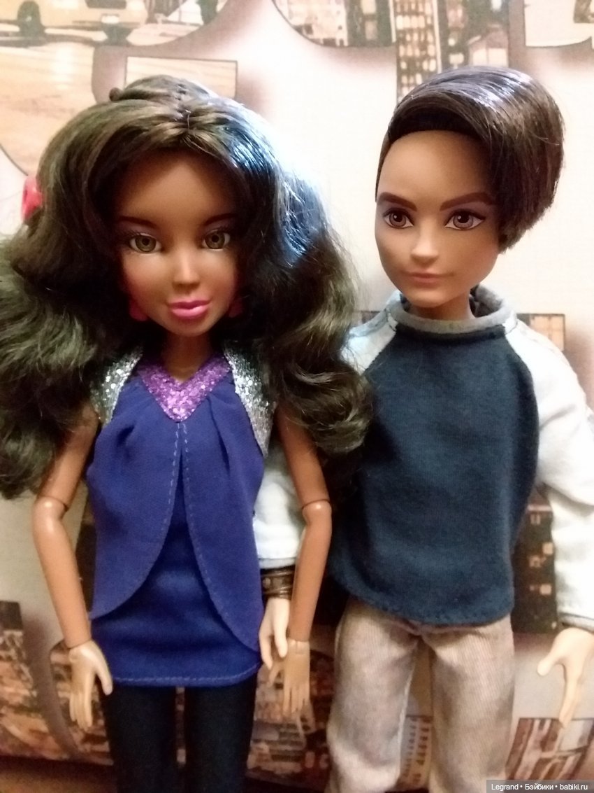 Темнокожие девушки Лурении