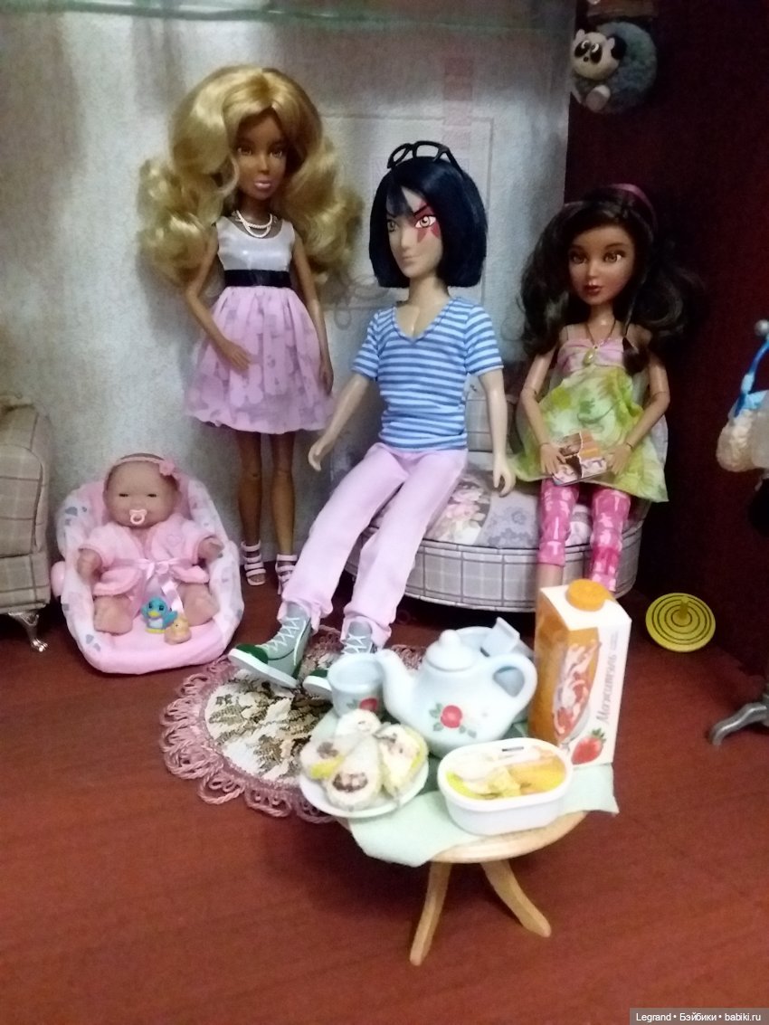 Темнокожие девушки Лурении