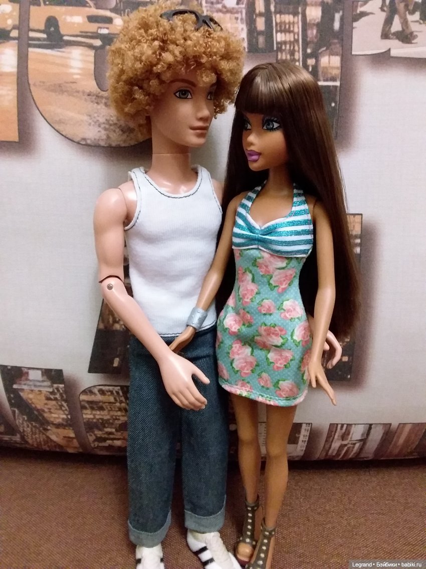 Темнокожие девушки Лурении