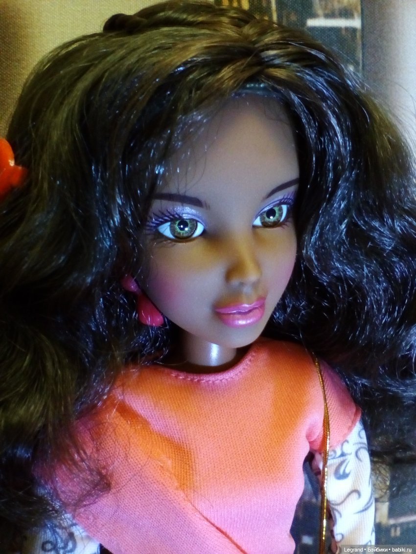 Темнокожие девушки Лурении