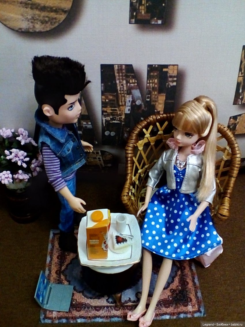 Они сами пишут свои истории: Блонди, Аполлинер, Лестат