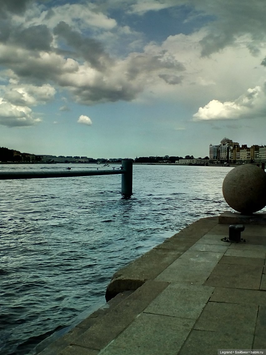 Петербург. Нева. Норд и Лукум. Прогулка перед ливнем (фото 5)