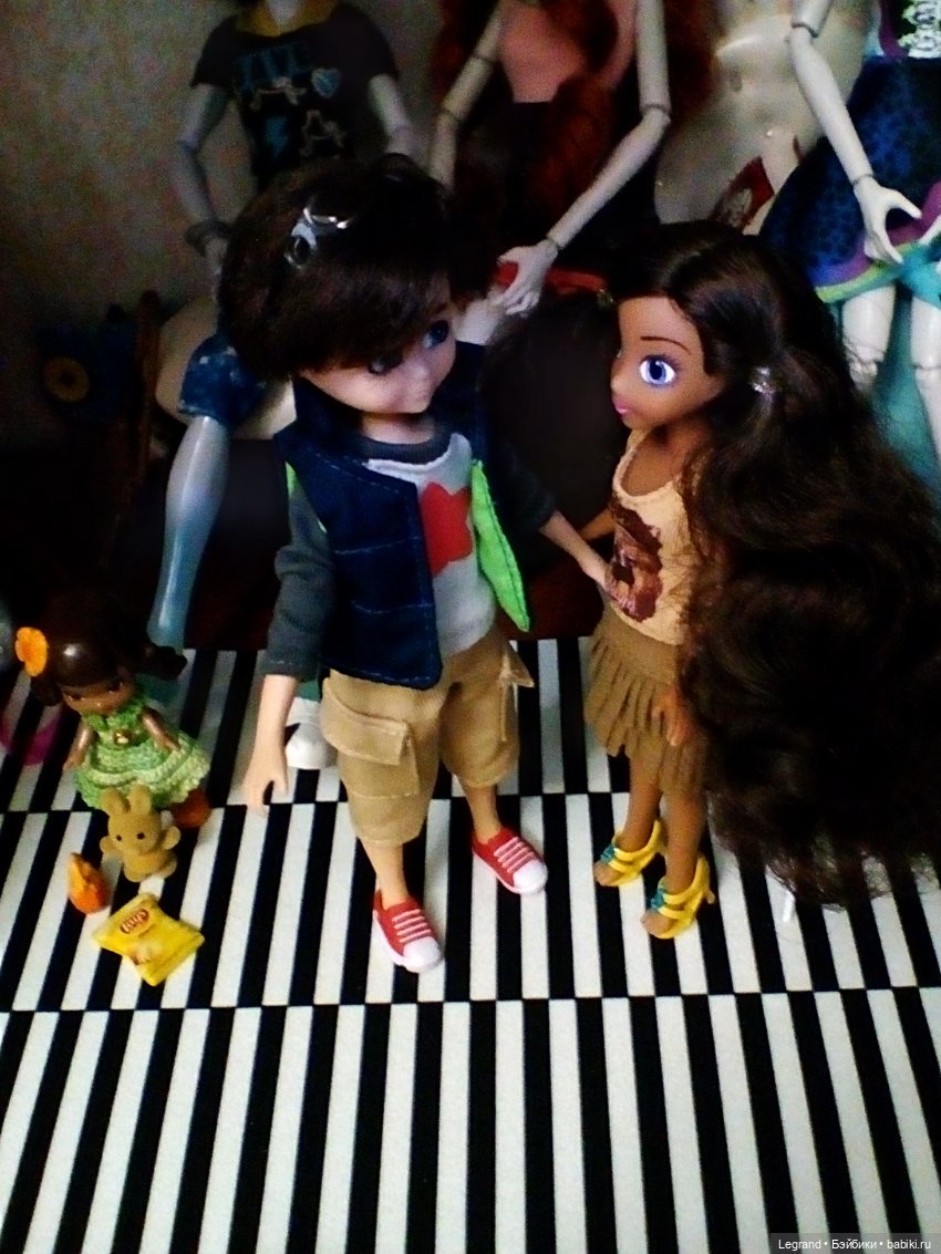 Лурения. Фото с куклополок: Блонди, Эллис, сыновья Жерара