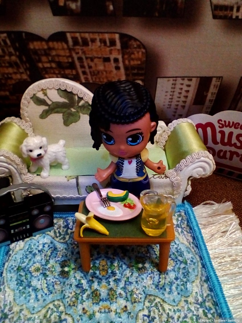 Лурения. Новенькая малышка