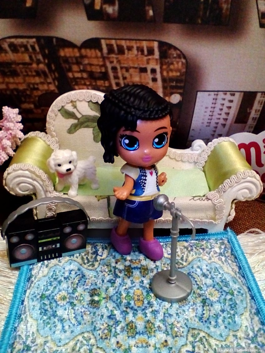 Лурения. Новенькая малышка