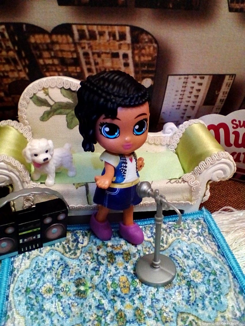 Лурения. Новенькая малышка