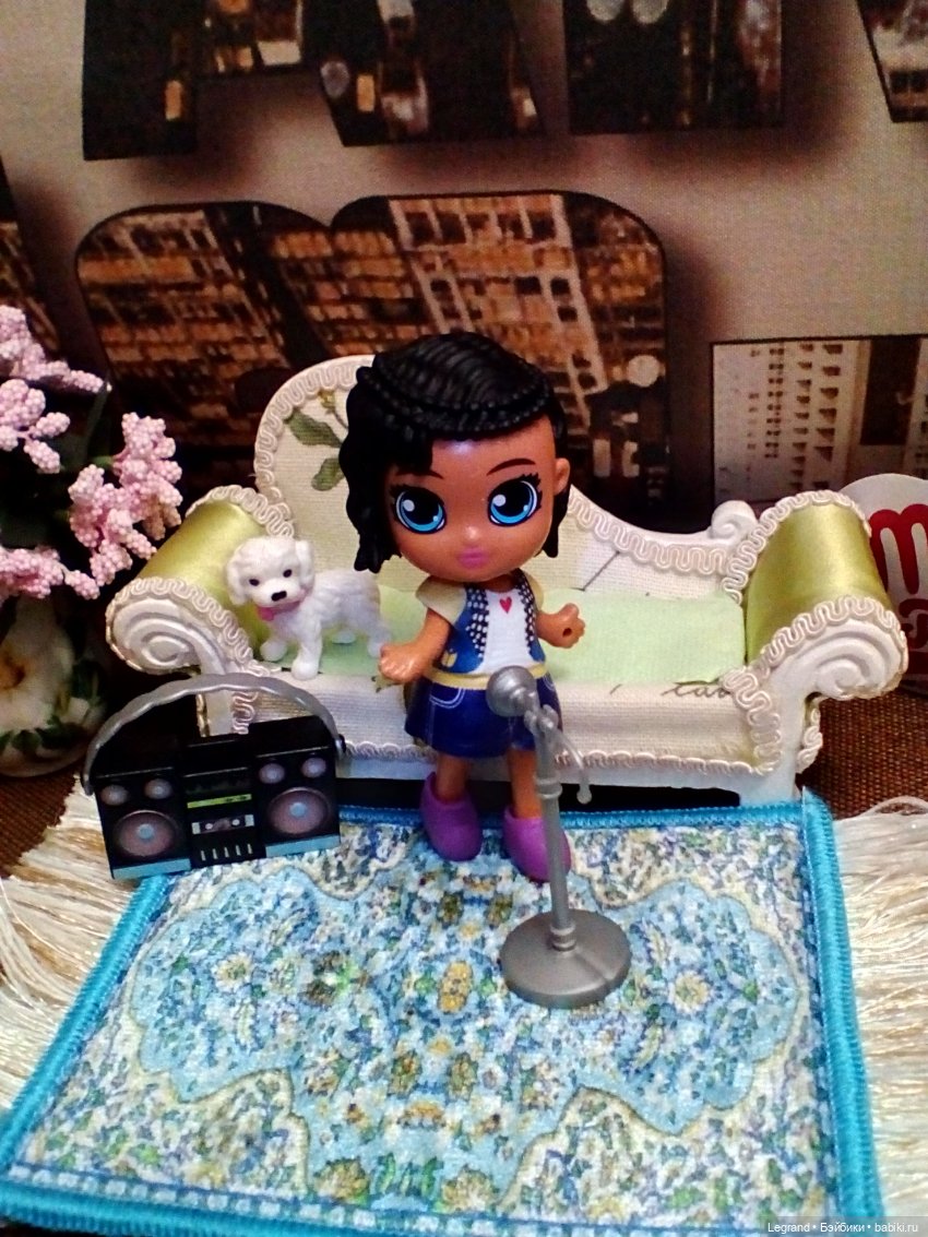 Лурения. Новенькая малышка