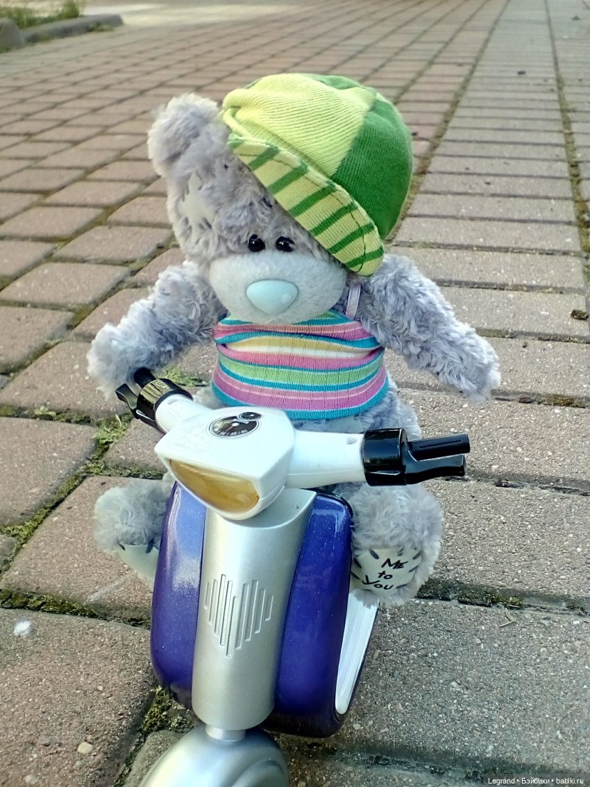 Гри в Парадном квартале. На скутере. Пикник на траве и фонтаны | Бэйбики Гри в Парадном квартале. На скутере. Пикник на траве и фонтаны