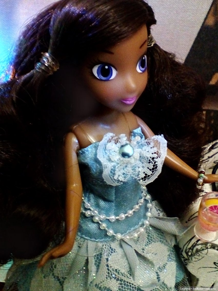 Лурения: Диор и Козетта в новых платьях