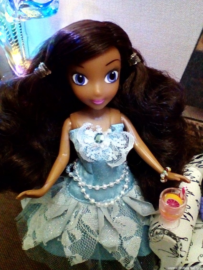 Лурения: Диор и Козетта в новых платьях