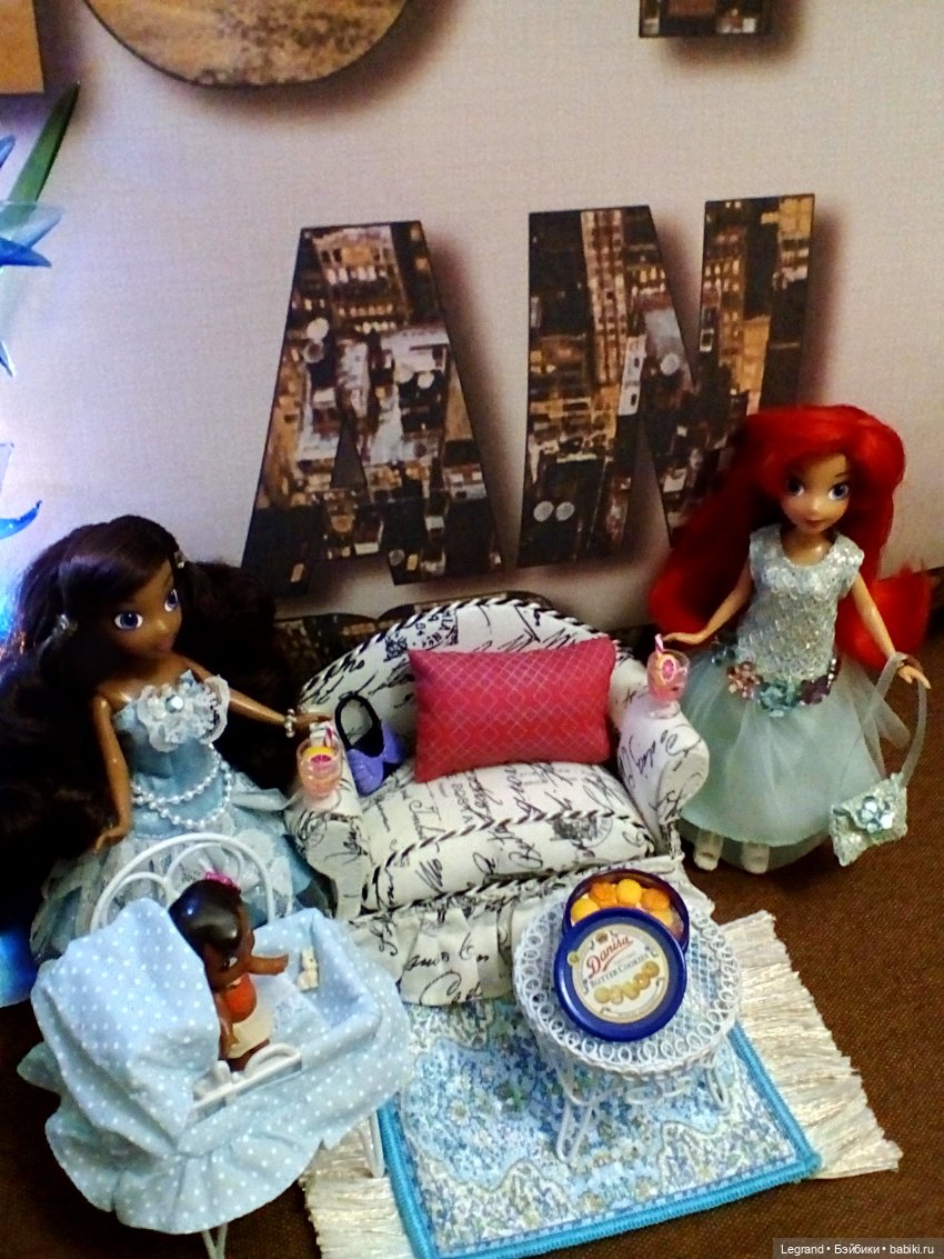 Лурения: Диор и Козетта в новых платьях