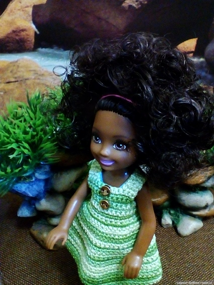 Лурения. Пикник на пляже: Кира, Гёкхан, Элли и Джемма