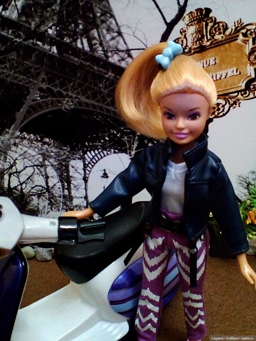 Лурения: Бурджу на фоне Эйфелевой башни (фото 10)