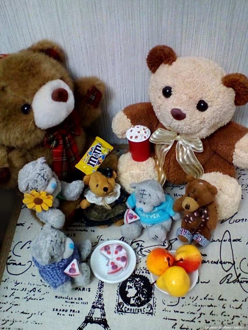 Большая медвежья вечеринка в честь Дня плюшевого мишки