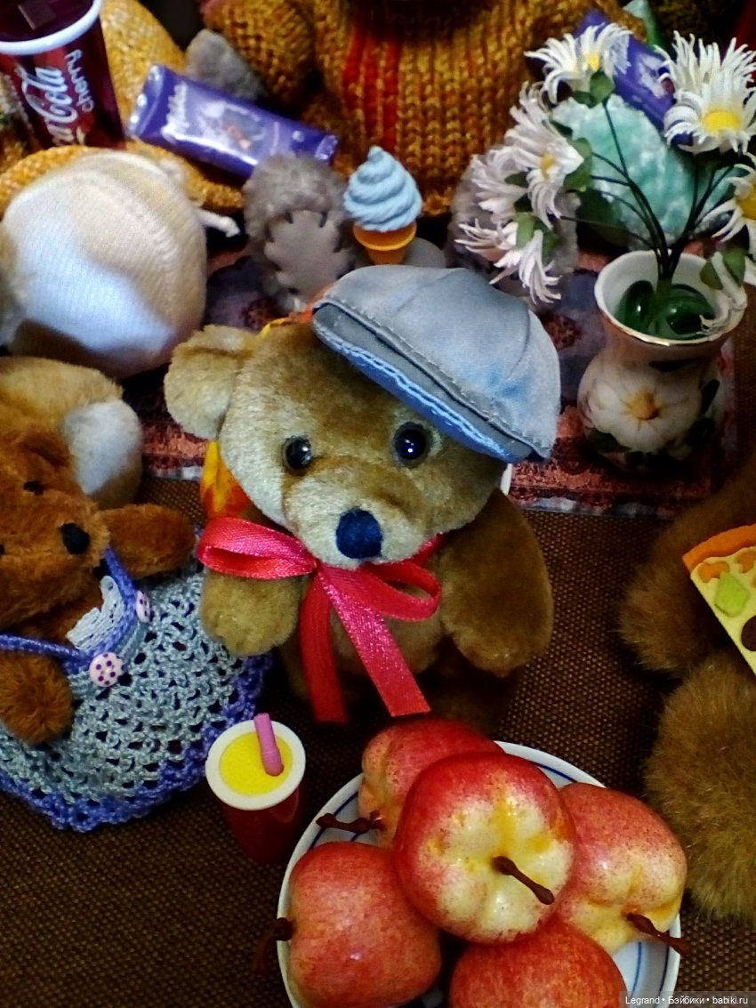 Большая медвежья вечеринка в честь Дня плюшевого мишки