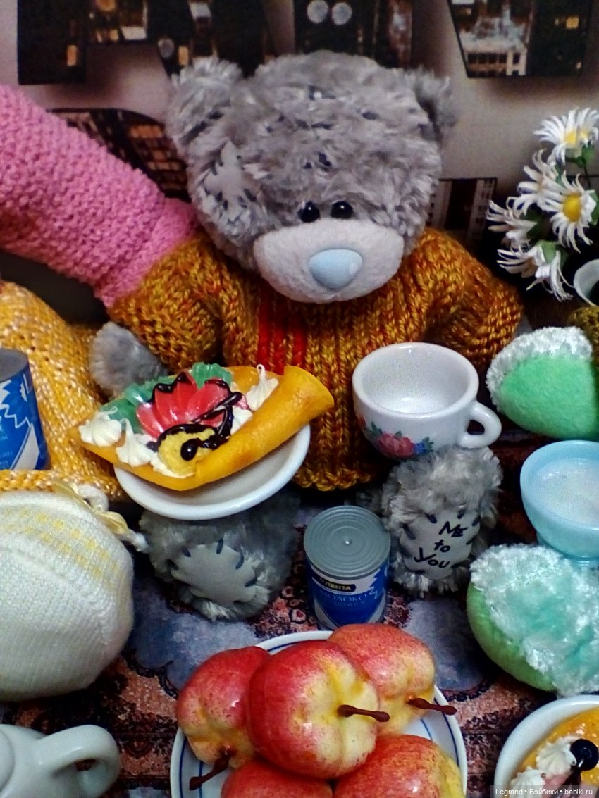 Большая медвежья вечеринка в честь Дня плюшевого мишки