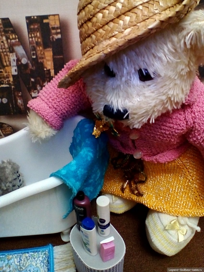 На следующий день после вечеринки: Гри принимает ванну