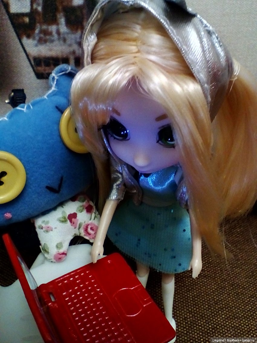 Они сами пишут свои истории: Гёкхан, Мирабель и Элли (фото 9)