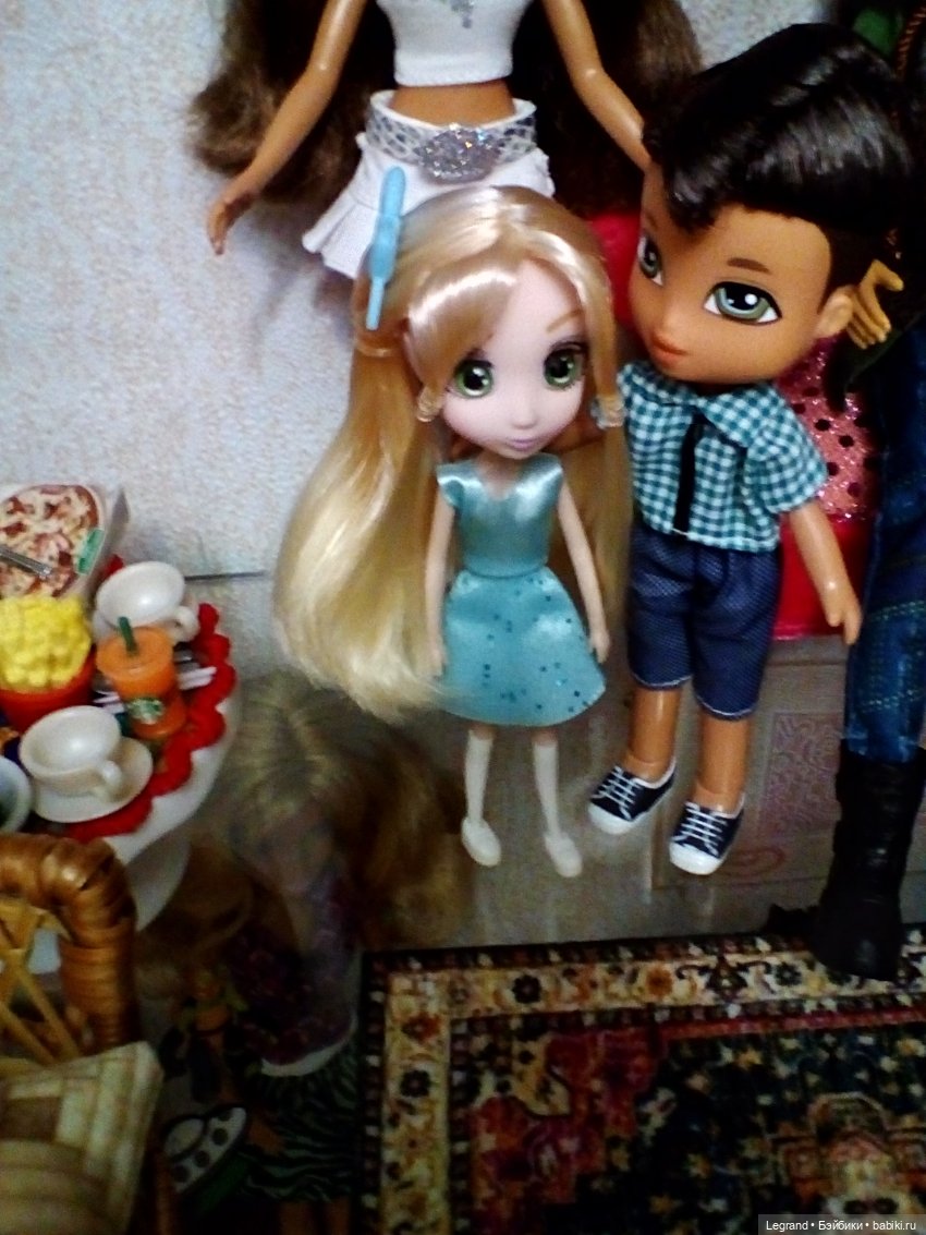 Они сами пишут свои истории: Гёкхан, Мика, Мирабель