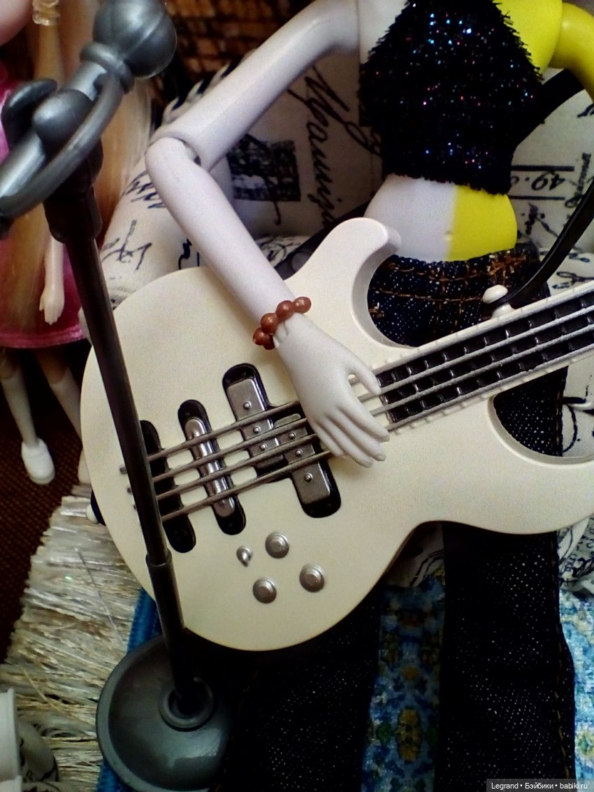 Они сами пишут свои истории: Эрмелин - продолжение музыкальной вечеринки