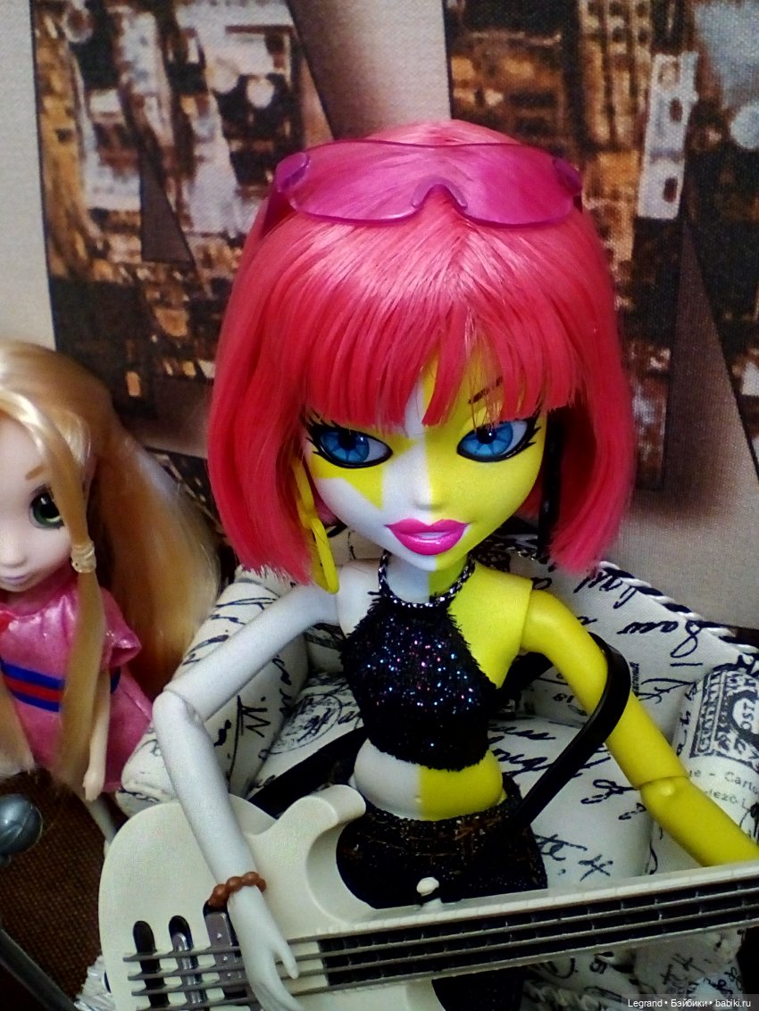 Они сами пишут свои истории: Эрмелин - продолжение музыкальной вечеринки