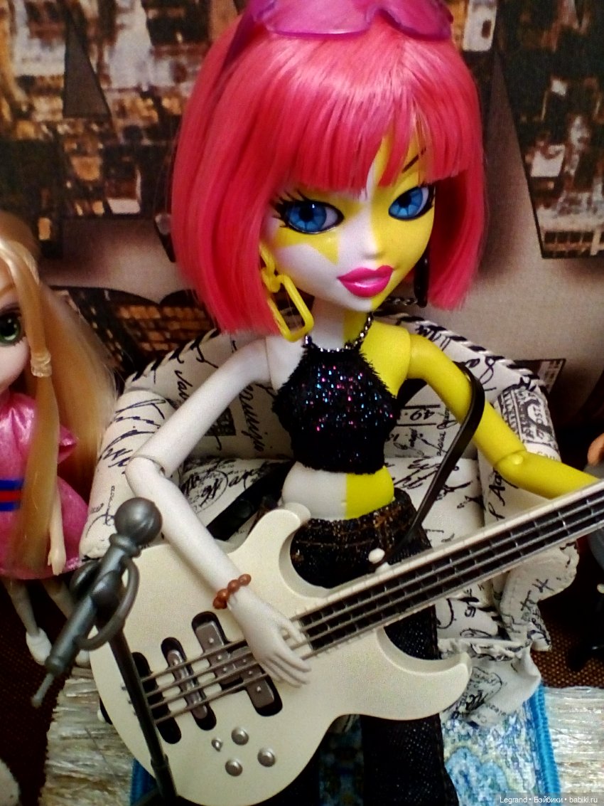 Они сами пишут свои истории: Эрмелин - продолжение музыкальной вечеринки