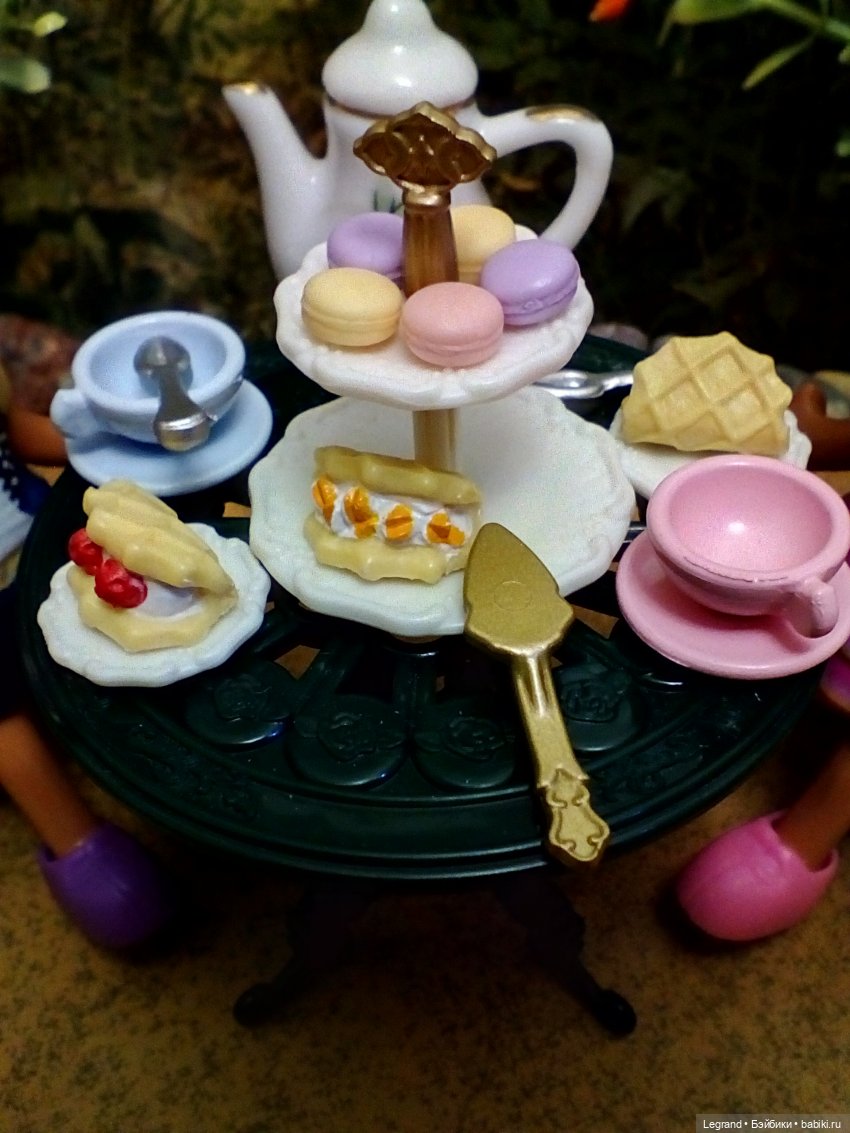 Лурения: Гёкхан, Мирабель и два эпизода в саду