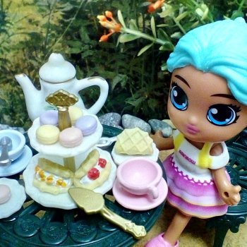 Лурения: Гёкхан, Мирабель и два эпизода в саду