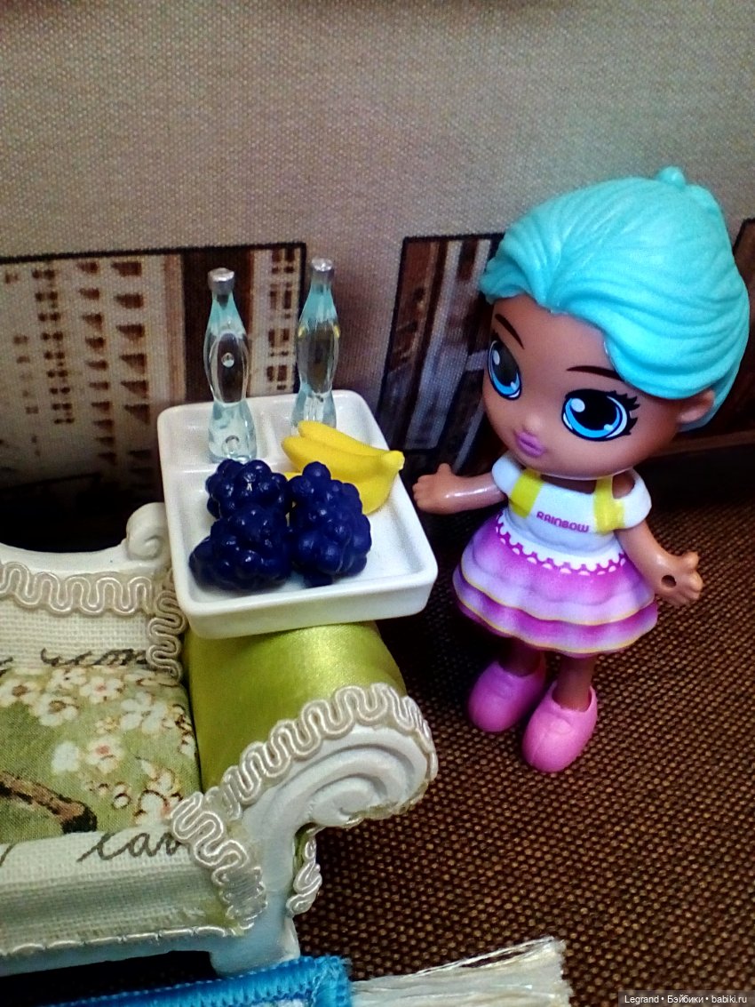 Лурения: из жизни девочек, маленьких и постарше - 1