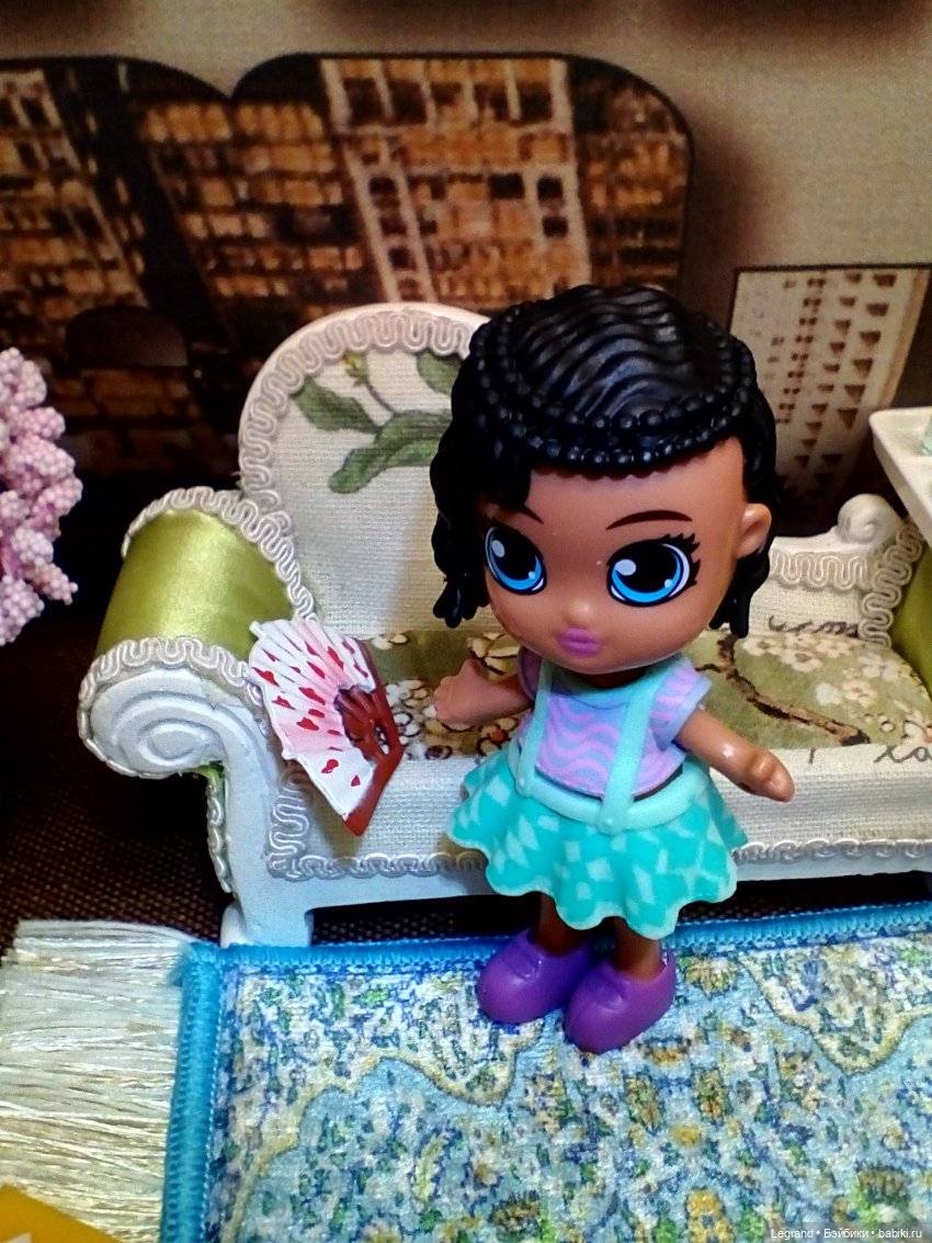 Лурения: из жизни девочек, маленьких и постарше - 1