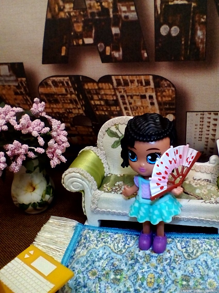 Лурения: из жизни девочек, маленьких и постарше - 1