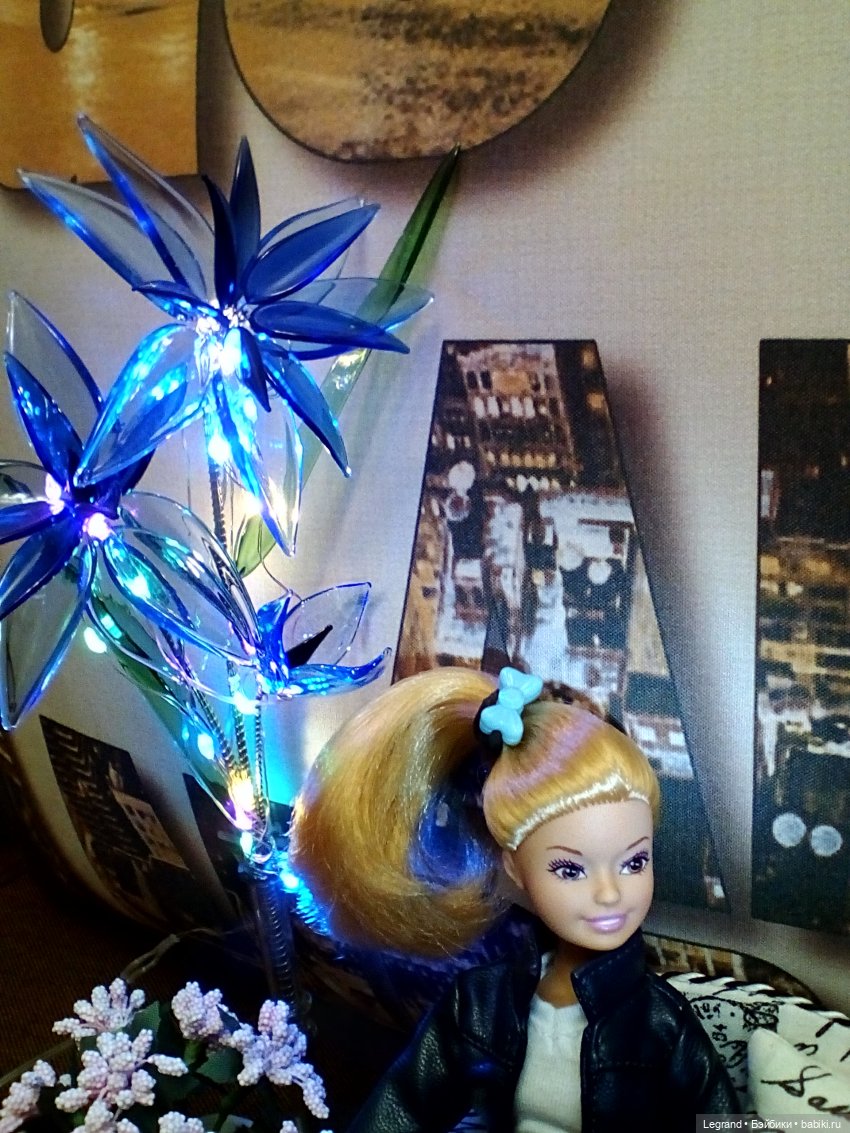 Лурения: из жизни девочек, маленьких и постарше - 1