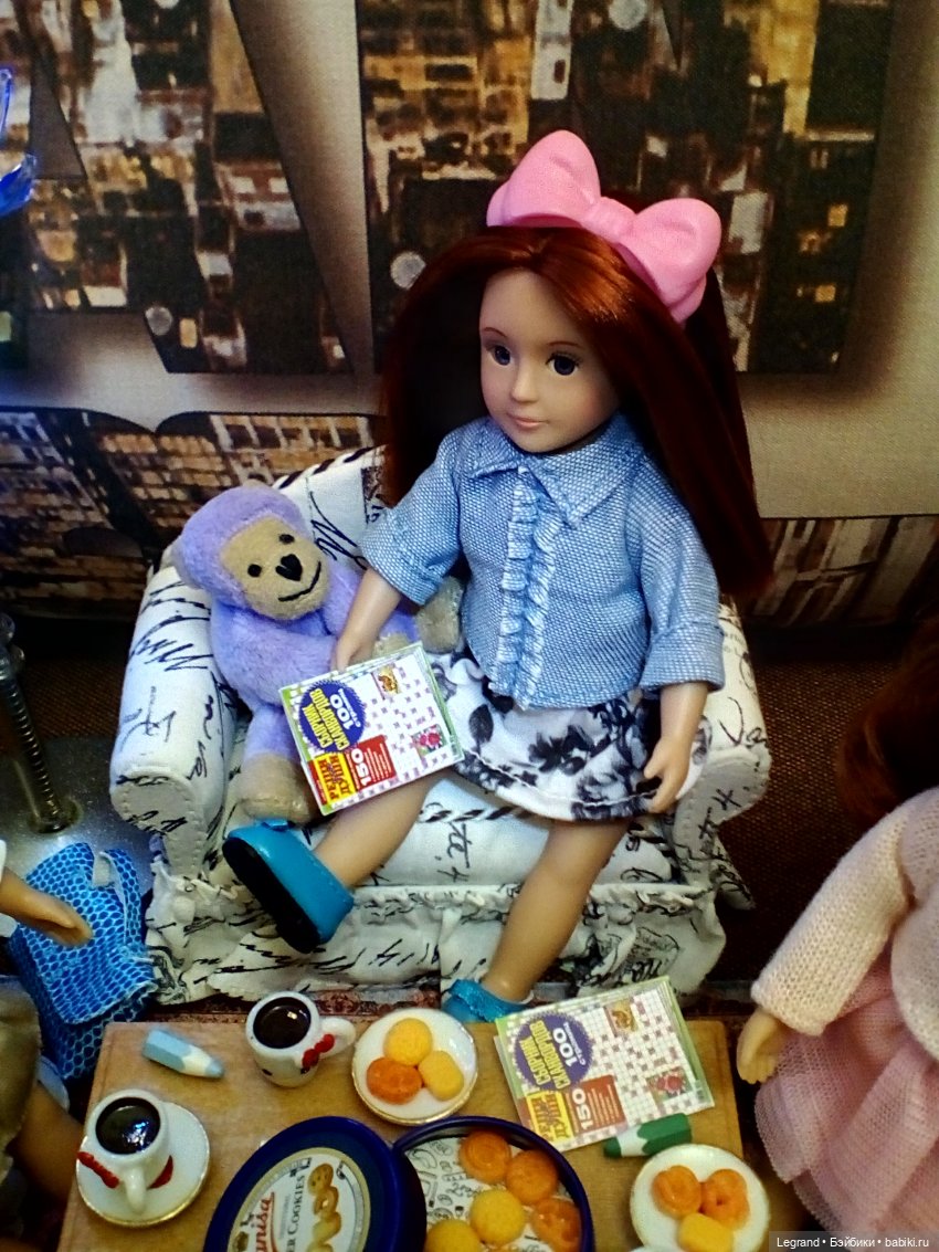 Лурения: из жизни девочек, маленьких и постарше - 2