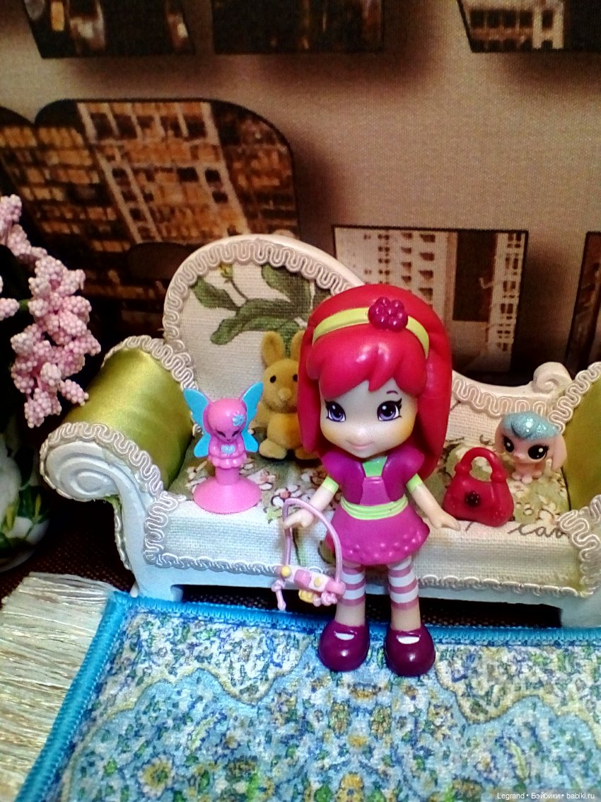 Лурения: из жизни девочек, маленьких и постарше - 3