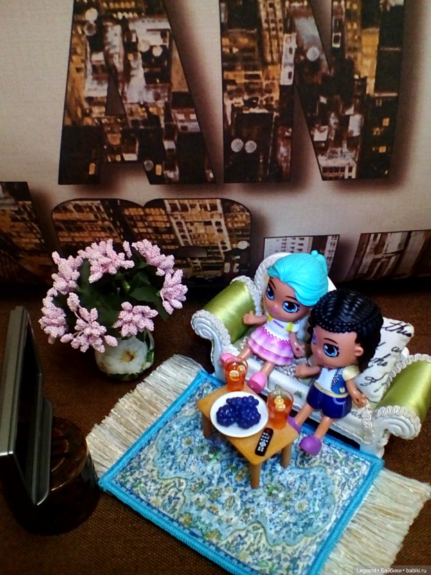 Лурения: из жизни девочек, маленьких и постарше - 4